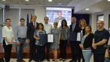 Need for persistent journalists and adequate support 